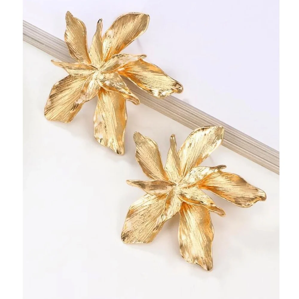 Luxe Gold Tone Floral Statement Earrings - Picture 2 of 2